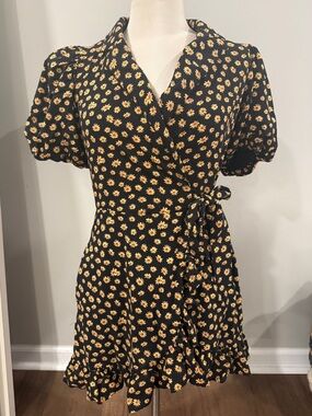 WeWoreWhat Black Wrap Mini Dress with Yellow sunflower Print